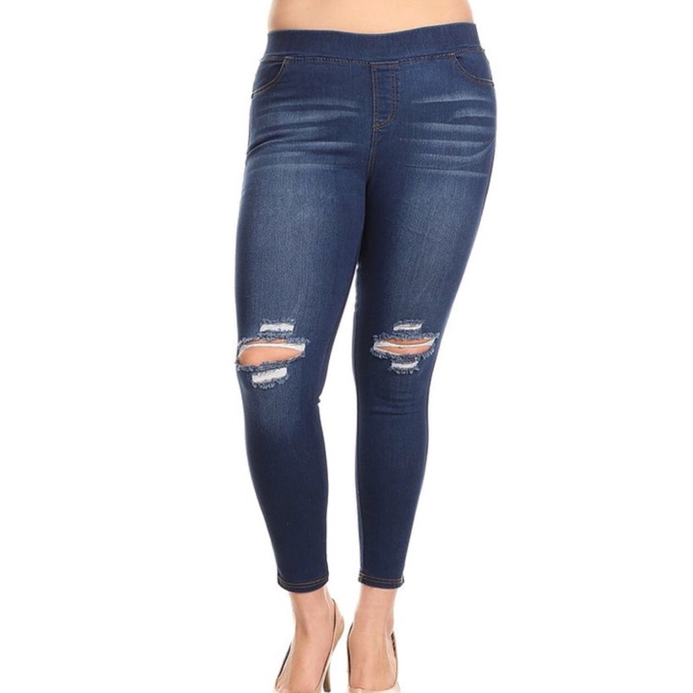 Private listing for (1x & 2x) Curvy Distressed Denim Legging Pants